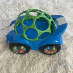 車のおもちゃ4点セットの画像