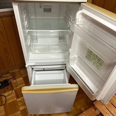 冷蔵庫2ドアの画像
