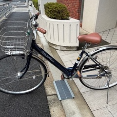 シティサイクル 27インチ Azzurare 女性用自転車（前かご付き）の画像