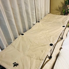 logos キャンプ用品　簡易ベッド
の画像