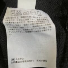 UNIQLO製　パーカーフード　メンズ：Ｌ　黒色の画像
