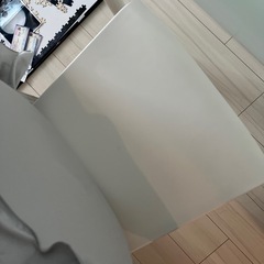 テーブル 椅子の画像