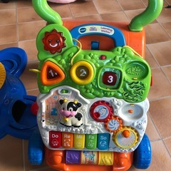 ベビー　子供　おもちゃ　手押し車　の画像