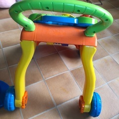 ベビー　子供　おもちゃ　手押し車　の画像
