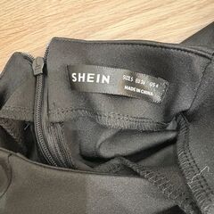 SHEINワンピース　黒の画像