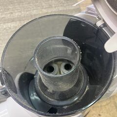 スティック型 掃除機 2019年製 お洒落な掃除機 清掃済み 動作確認済み♬の画像