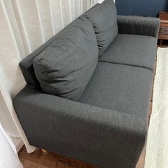 ソファ　チャコールグレーーの画像