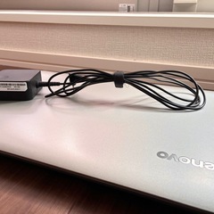 Core™ i7-8550U Lenovoノートパソコン（動作確認済み）の画像