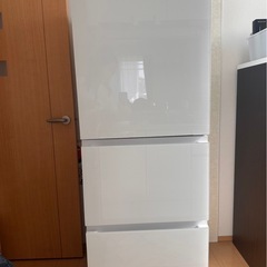ハイセンス　　358㍑　冷蔵庫の画像