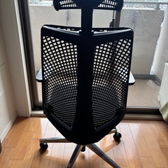 イトーキ サリダ YL9 ブラック オフィスチェアの画像