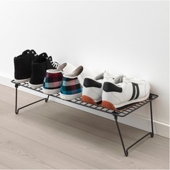 お譲ります。IKEA シューズラック2個の画像