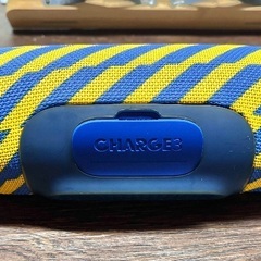 JBL チャージ3 Bluetoothスピーカーの画像