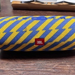 JBL チャージ3 Bluetoothスピーカーの画像
