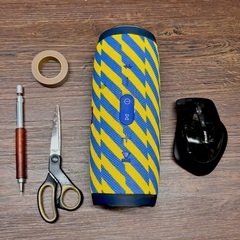 JBL チャージ3 Bluetoothスピーカーの画像