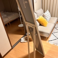 【美品・中古品】IKEA FLAKNAN(フラークナン) スタンドミラー　ホワイトの画像