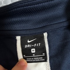 男性のNIKEセットの画像