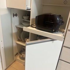 食器棚の画像