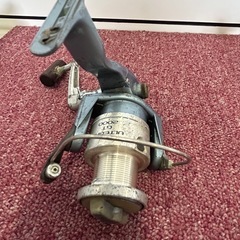 中販紅　【Week】C ジャンク品　釣り用Reelリール　4基　現状渡し　10-05-04 の画像
