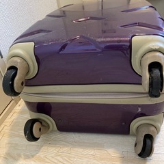 キャリーケースの画像