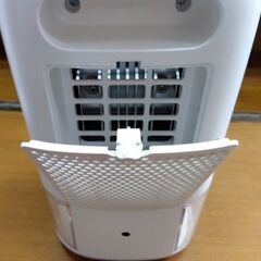 KLOUDIC 小型 除湿器 DH-CS01 白 ペルチェ式 1000mlタンク 取扱説明書付 強力除湿 部屋干し 空調家電 札幌市中央区 南12条店の画像
