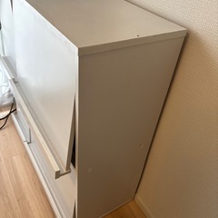 LOWYA 収納棚 白　リビング収納 ラック　ディスプレイ チェスト　シェルフ　 の画像