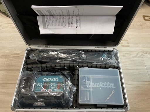 マキタ　ペンインパクトドライバ
