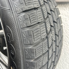 スタッドレスタイヤの画像