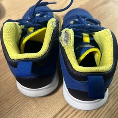 adidas バッシュ　19センチの画像