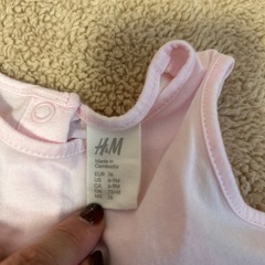 H&M ワンピース　サイズ6-9Ｍの画像