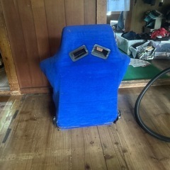 セミバケットシートの画像