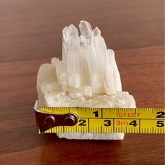 天然水晶　六角柱集合体の画像