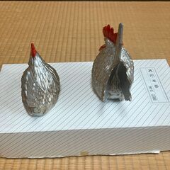 金属製置物　夫婦鶏 　箱入りの画像