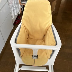 キッズ　ハイチェアの画像