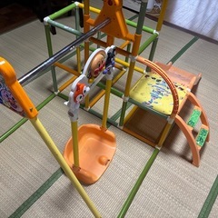 アンパンマンジャングルジムの画像