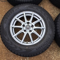 215/70R16 アルミホイール付スタッドレスタイヤ4本セットの画像