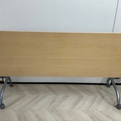 折りたたみ　可動式　テーブルの画像