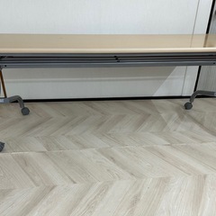 折りたたみ　可動式　テーブルの画像