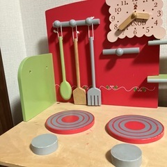木製　おままごとキッチンの画像