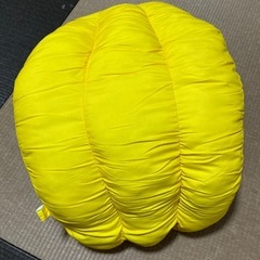 おさるのジョージ　バナナ　クッションの画像