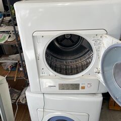 2018年製　Panasonic6.0K電気衣類乾燥機分解クリーニング済み　丸ベルト新品交換していますので末永く使用できると思います。の画像