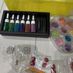 デコレーションネイルパーツの画像