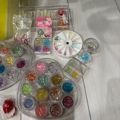 デコレーションネイルパーツの画像