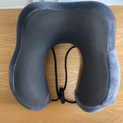 旅行用　ネックピロー　カバー洗濯可能　neckpillowの画像