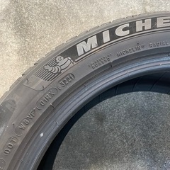 225/50R18 ミシュランタイヤ2本の画像