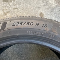 225/50R18 ミシュランタイヤ2本の画像