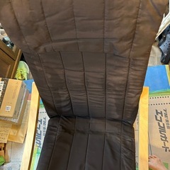 IKEA またはニトリで購入した椅子の画像