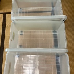 衣装ケース7個の画像