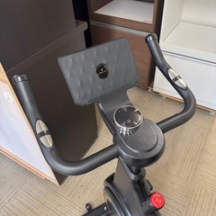 【超美品‼️】LAZYFIT 液晶パネル スピンバイク エアロバイク フィットネス トレーニング の画像