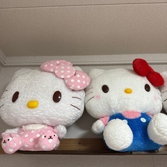 キティちゃん🍎ぬいぐるみセットの画像