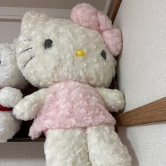 キティちゃん🍎ぬいぐるみセットの画像